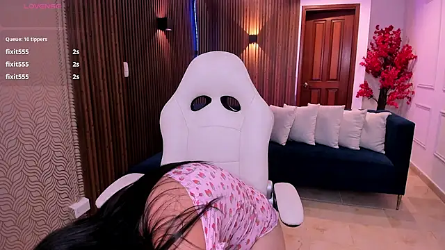 Jadee_Carter live cam on StripChat
