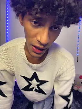 Evans_Femb live cam on StripChat