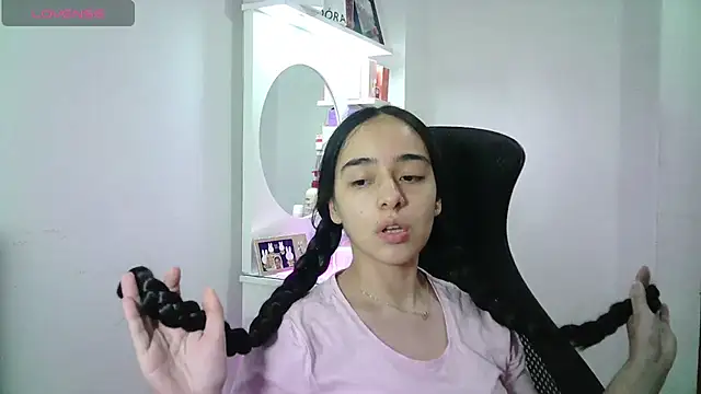 aineangeel live cam on StripChat