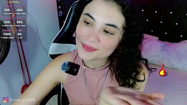 Ninna_ravenn live cam on StripChat