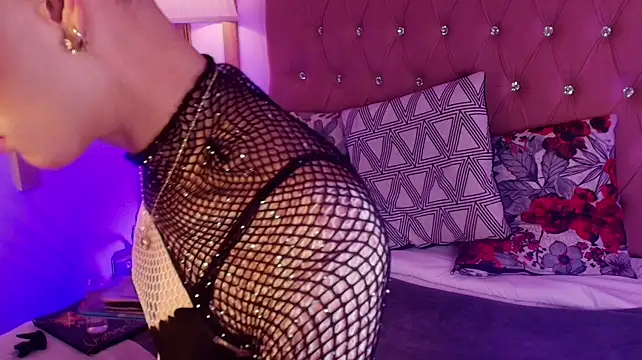 Daphne_Velmont