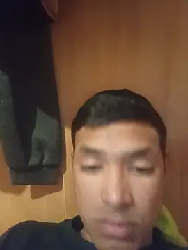 AM-AT live cam on StripChat