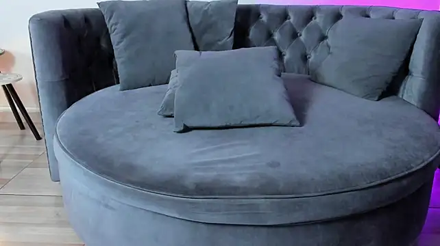 Miss_Belu webcam