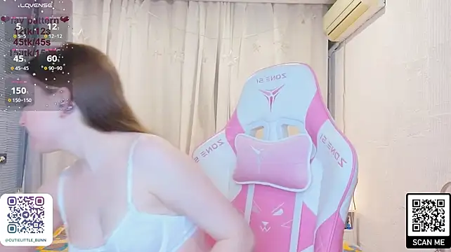 bae_cake_ webcam