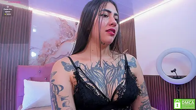 Kiara_tay live cam preview