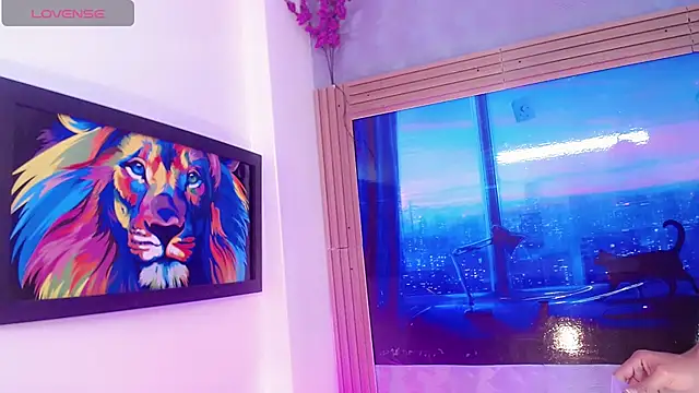 Tiffany_Velanyer webcam