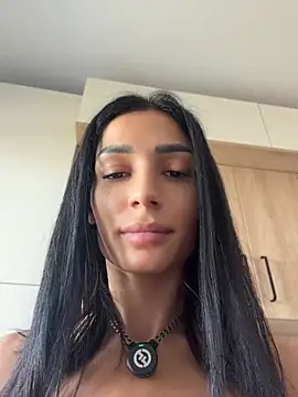 Vicky_luxe