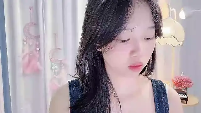 Yanys521 live cam on StripChat