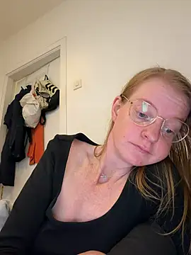 jannis1992 live cam on StripChat