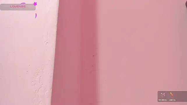 MissCurvyTop