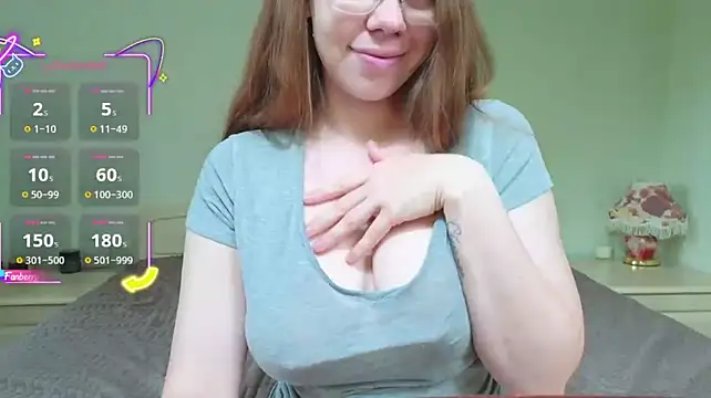 fairytaylor (F young) - Play with my tits and holes