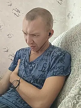 _uncle_Mitya-43_ live cam on StripChat