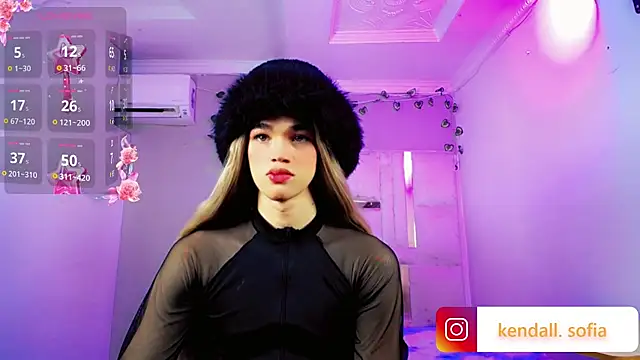 Sophiaa_doll_