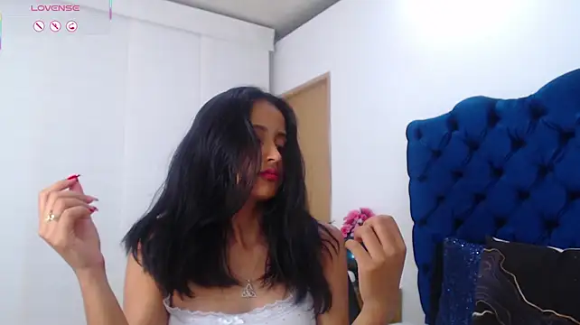 Lili666_ webcam