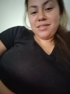 camila-titis (F young) - Chorro