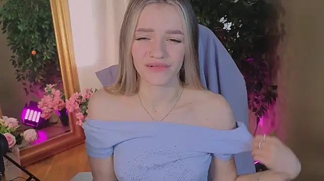 e_l_i_z_e_ (F teen) - 💜TEASE w PANTIES💜