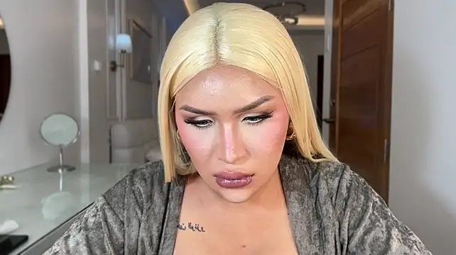 Your_Majesty_Tyra