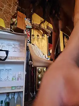 Luna-77