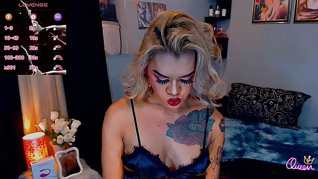 StellaStrong30 live cam on StripChat