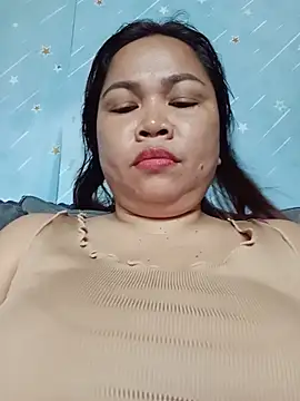 Sweetlorie_83 captura de la sala en vivo en Stripchat
