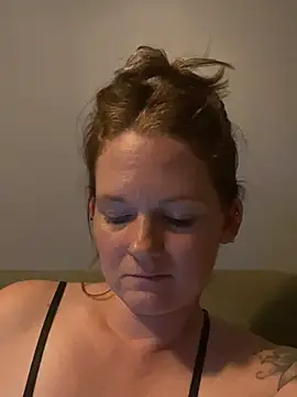 kaylababyluv live cam preview