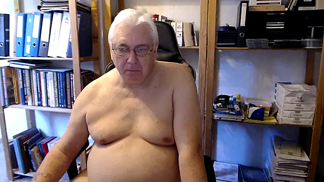 schwanzhurexxl (M grandpa) - 10000 Follower