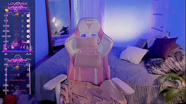 AnyaTaylor_ webcam