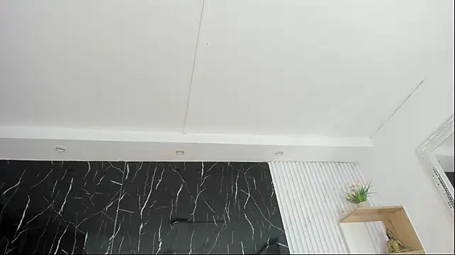 Allison_Black01 webcam