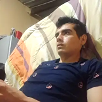 Ortiz3404 live cam on StripChat