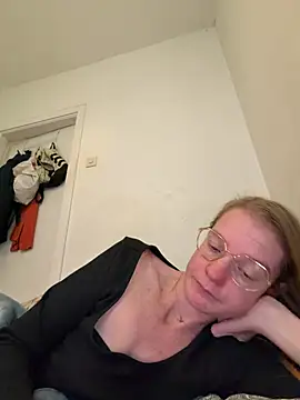 jannis1992 live cam on StripChat