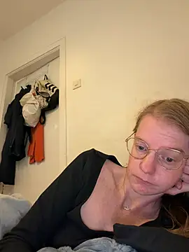 jannis1992 live cam on StripChat