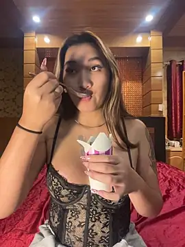 cuntyslut_lexie live cam