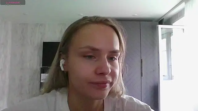 Annie_Cohn