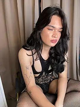BangMia_Wallace live cam on StripChat
