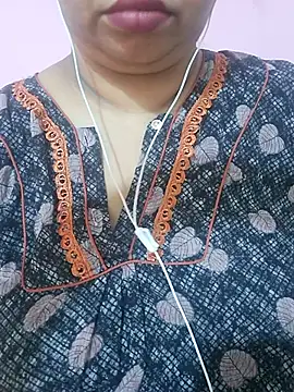 Ravina_patil1 live cam preview