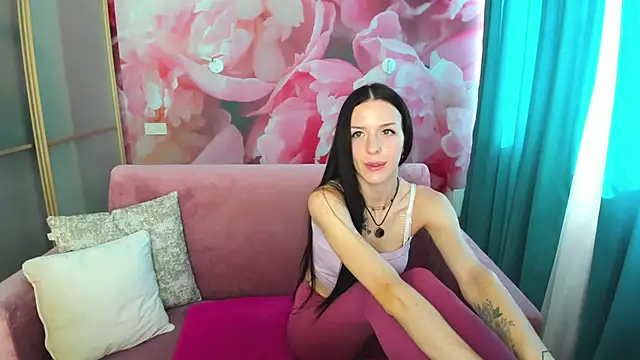 NoirDiva webcam