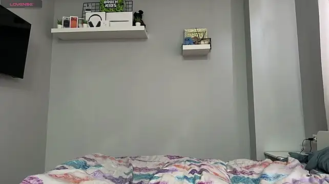 selena_favn webcam