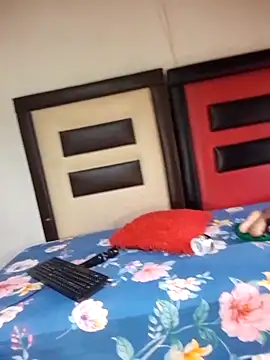 OpulentVixen live cam