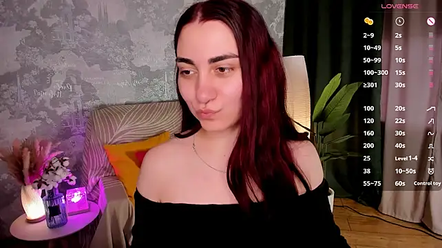 hannacheekss_ live cam on StripChat