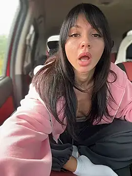 JulliaVegas live cam