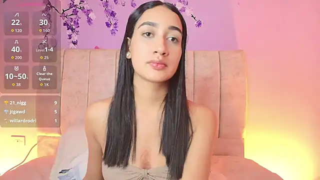 Nikirouse live cam on StripChat