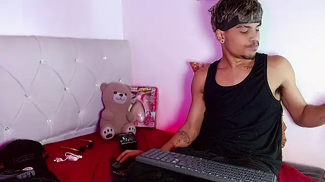 Angel_foxc13