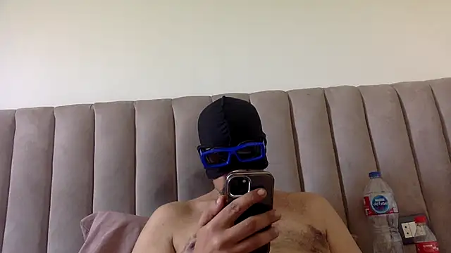 CaiBull live cam