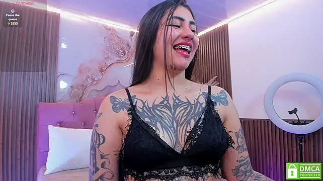 Kiara_tay live cam preview
