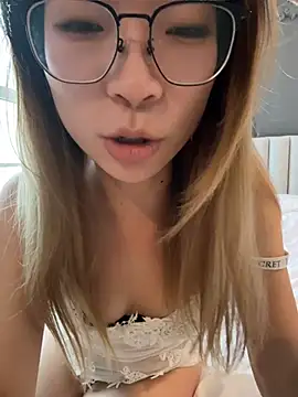 xiaozz-001 live cam preview