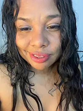 Rashell1_Queen