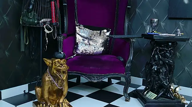 FinDomKaya live cam on StripChat