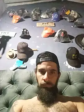 Hairy_mannn2 live cam on StripChat