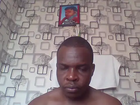 Chumba_001 live cam on StripChat