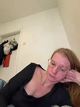 jannis1992 live cam on StripChat